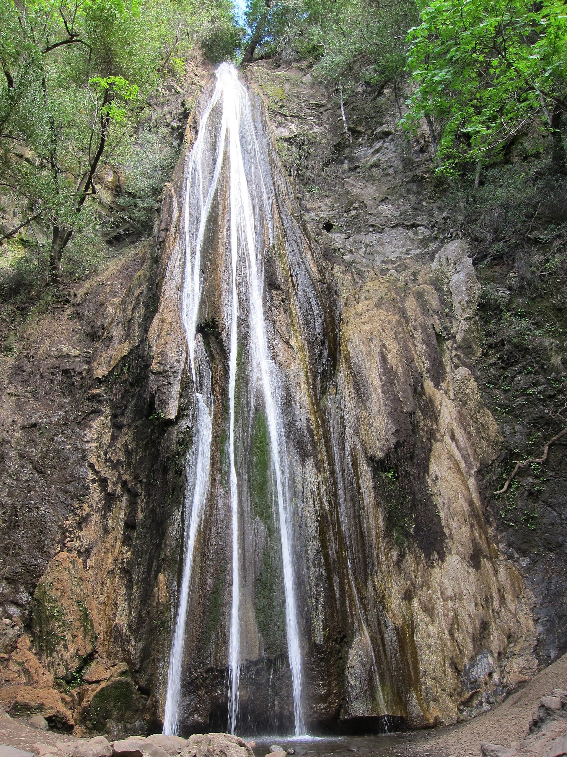 Nojoqui Falls — a 164-foot waterfall in a sandstone grotto near Buellton